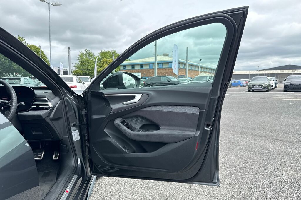 Audi A5 2.0 Tfsi S Line Saloon S Tronic Euro 6 5-Door Black #41