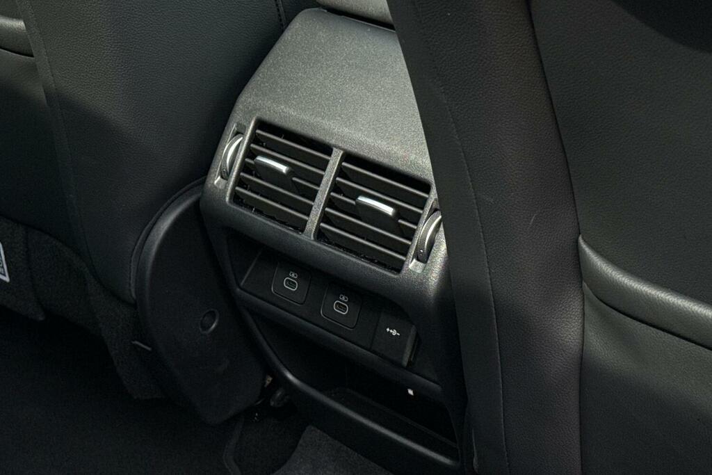 Land Rover Discovery Sport 2.0 D200 Dynamic Se 7 Seat  #18