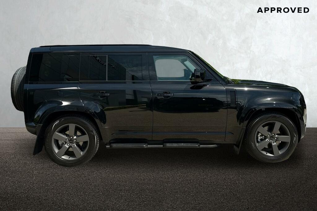 Land Rover Defender 110 3.0 D250 110 X-dynamic Hse Black #5