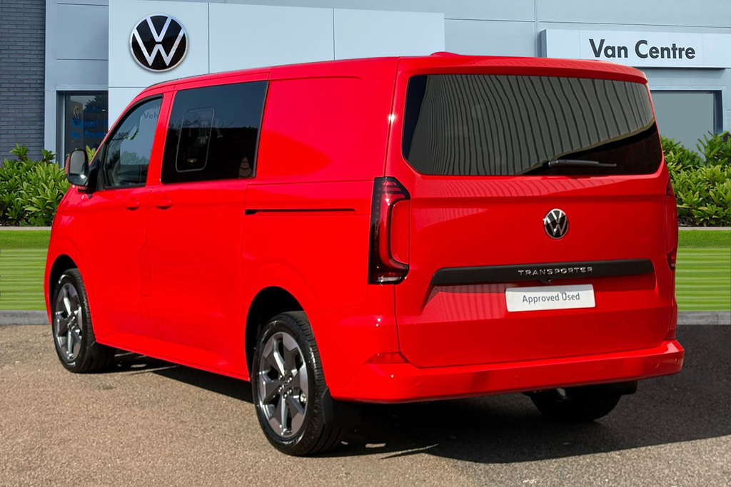 Volkswagen Transporter 2.0 Tdi 150Ps Commerce Pro Kombi Van Red #2