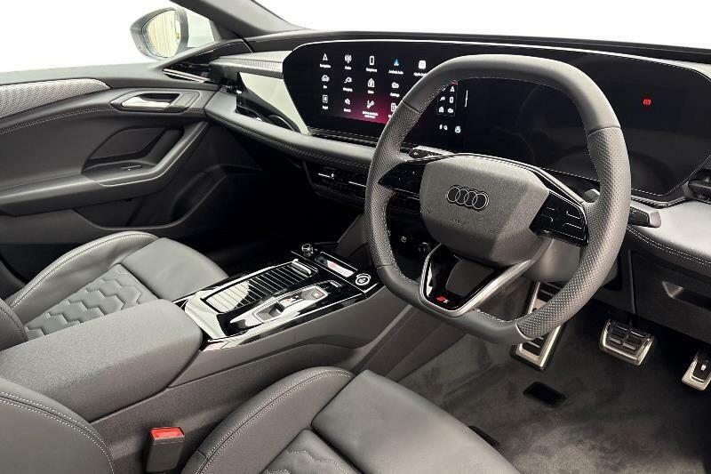 Audi A6 270Kw Performance 100Kwh S Line White #6