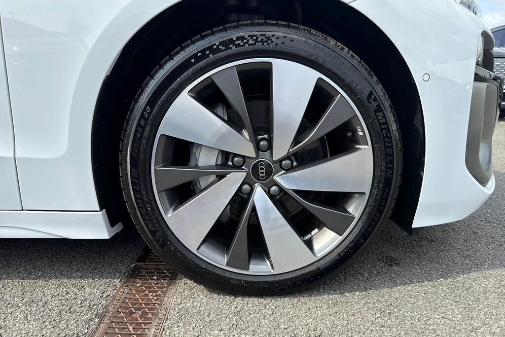 Audi A6 E-tron Sportback 100Kwh Performance S Line White #6