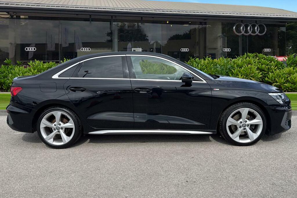 Audi A3 S Line 35 Tfsi 150 Ps S Tronic KV70XMM Black #3