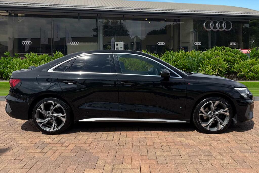Audi A3 S Line 30 Tfsi 110 Ps S Tronic DW23GHY Black #3