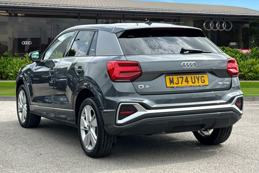 Audi Q2 S Line 35 Tfsi 150 Ps 6-Speed Grey #2