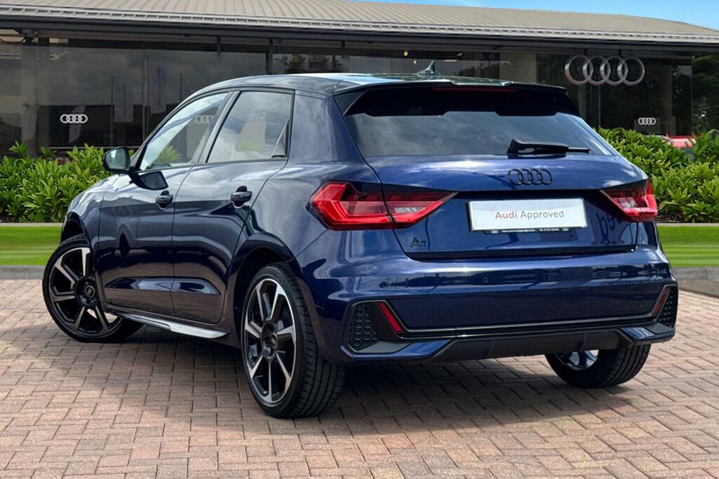 Audi A1 Black Edition 25 Tfsi 95 Ps S Tronic BW24LJO Blue #2