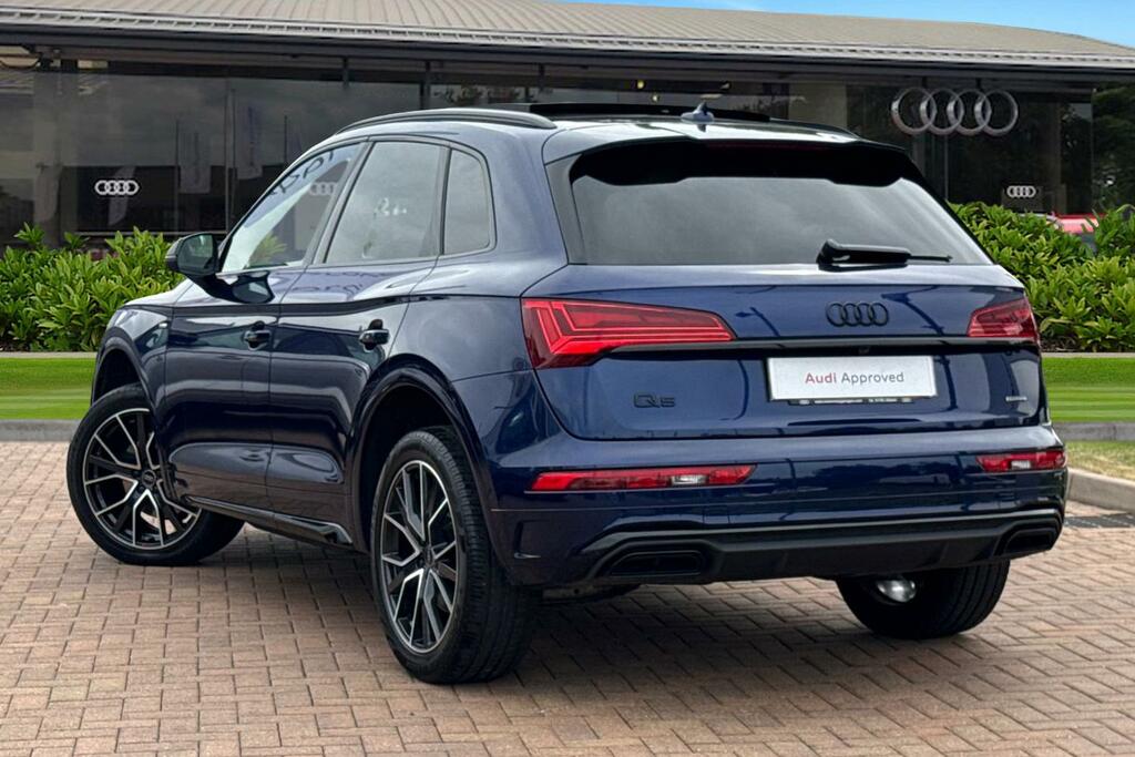 Audi Q5 Black Edition 40 Tdi Quattro 204 Ps S Tronic BV24UAE Blue #2