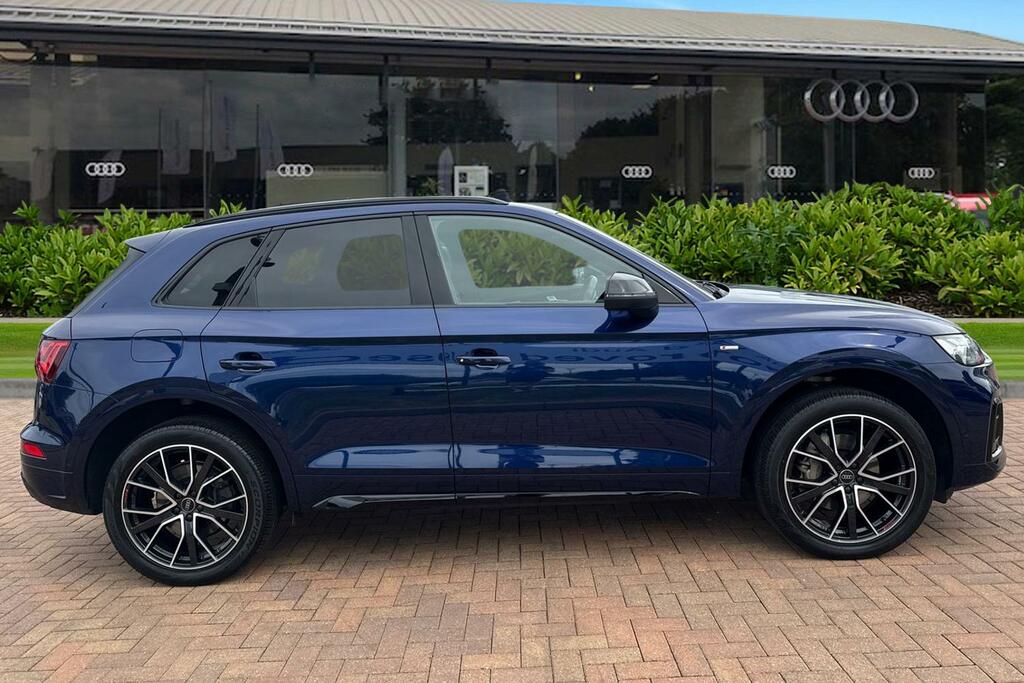 Audi Q5 Black Edition 40 Tdi Quattro 204 Ps S Tronic BV24UAE Blue #3