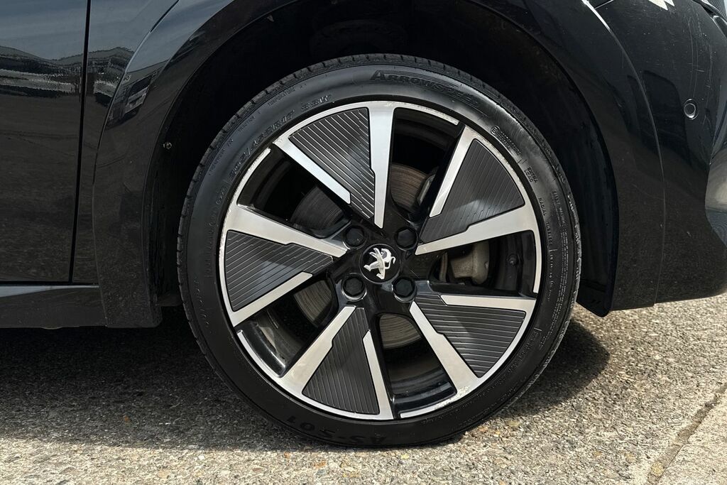 Peugeot e-208 50Kwh Gt 7Kw Charger Black #6