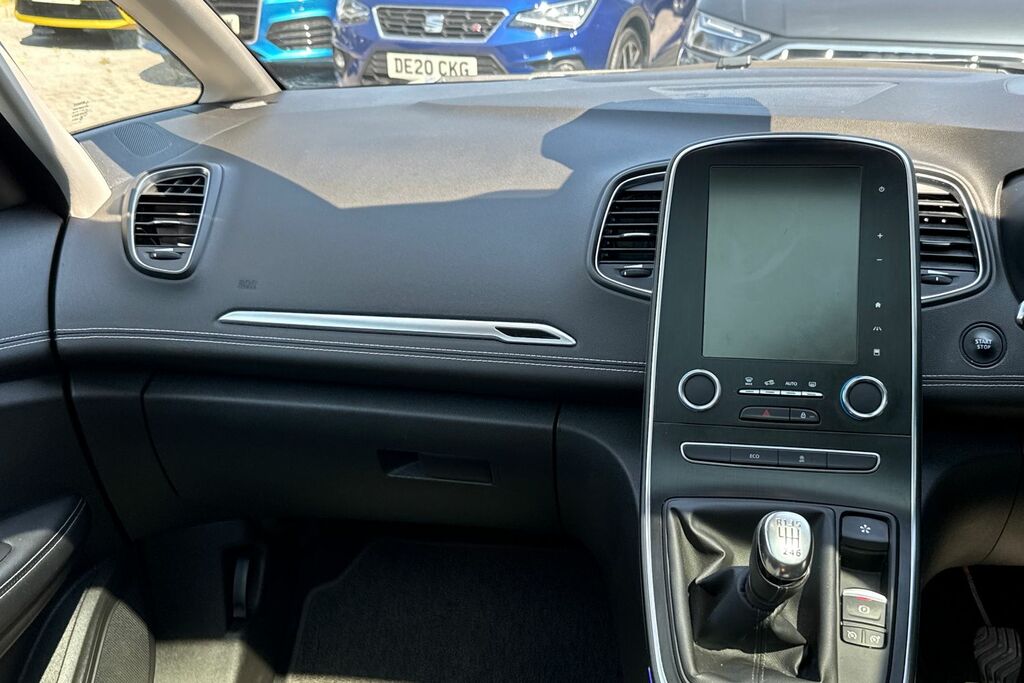 Renault Grand Scenic 1.3 Tce 140 Signature Purple #19