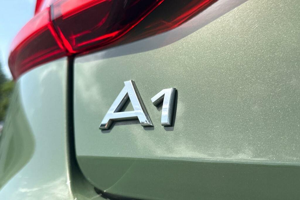 Audi A1 1.0 Tfsi 25 Sport Sportback S Tronic Eu Green #32