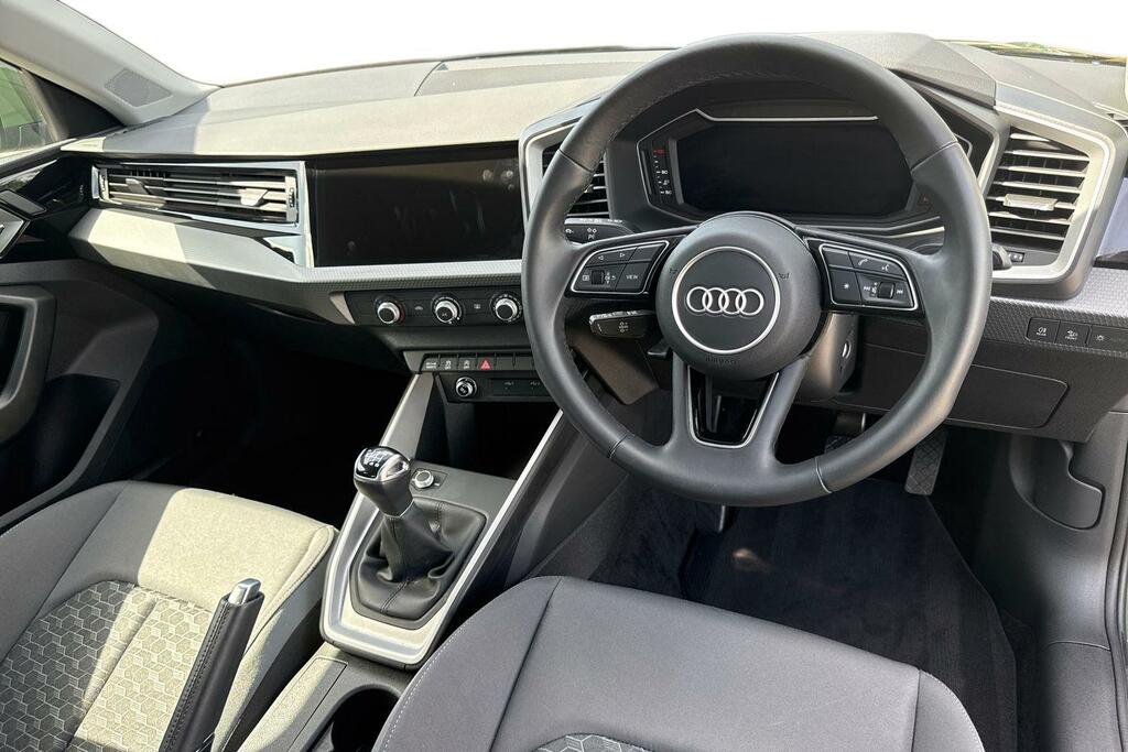 Audi A1 1.0 Tfsi 25 Sport Sportback S Tronic Eu Green #7
