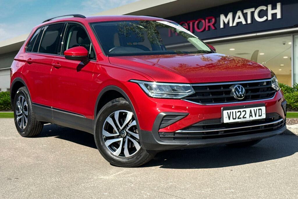 Volkswagen Tiguan 1.5 Tsi Active Euro 6 Ss Red