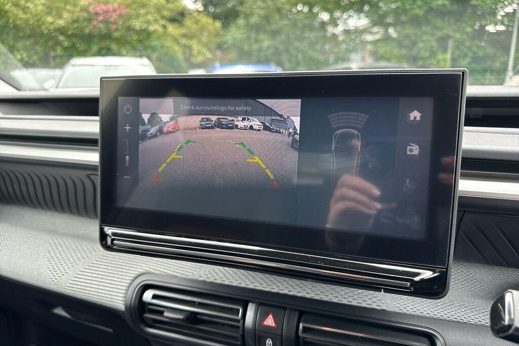 Citroen C3 Aircross 1.2 Turbo Plus White #37