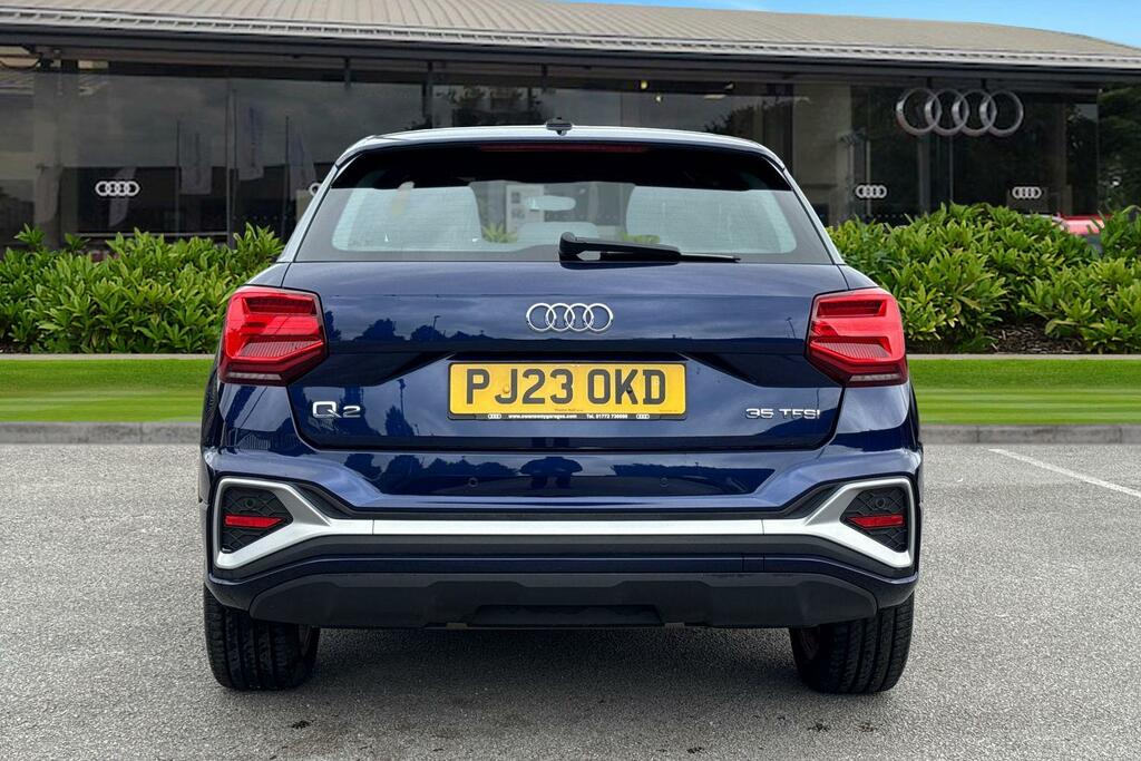Audi Q2 S Line 35 Tfsi 150 Ps S Tronic PJ23OKD Blue #4
