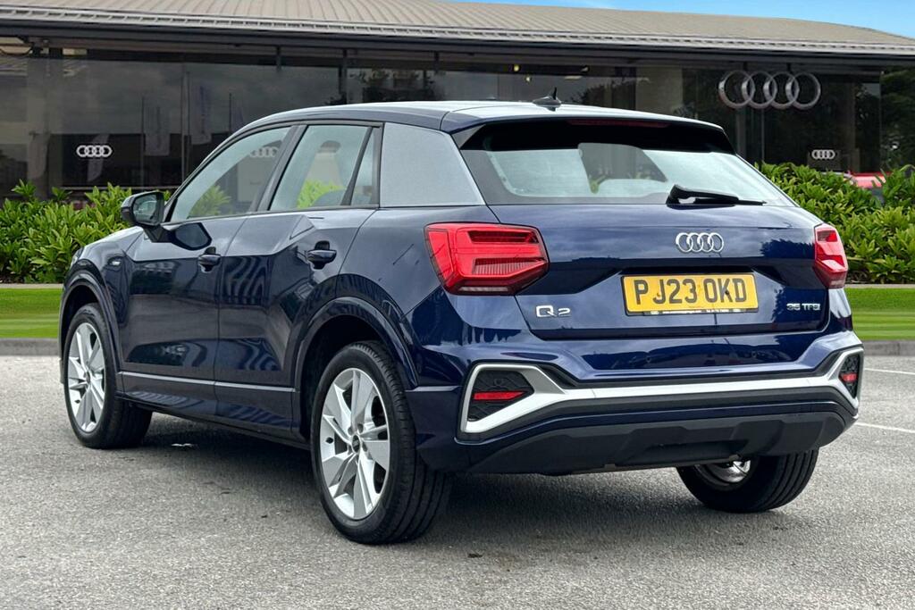 Audi Q2 S Line 35 Tfsi 150 Ps S Tronic PJ23OKD Blue #2