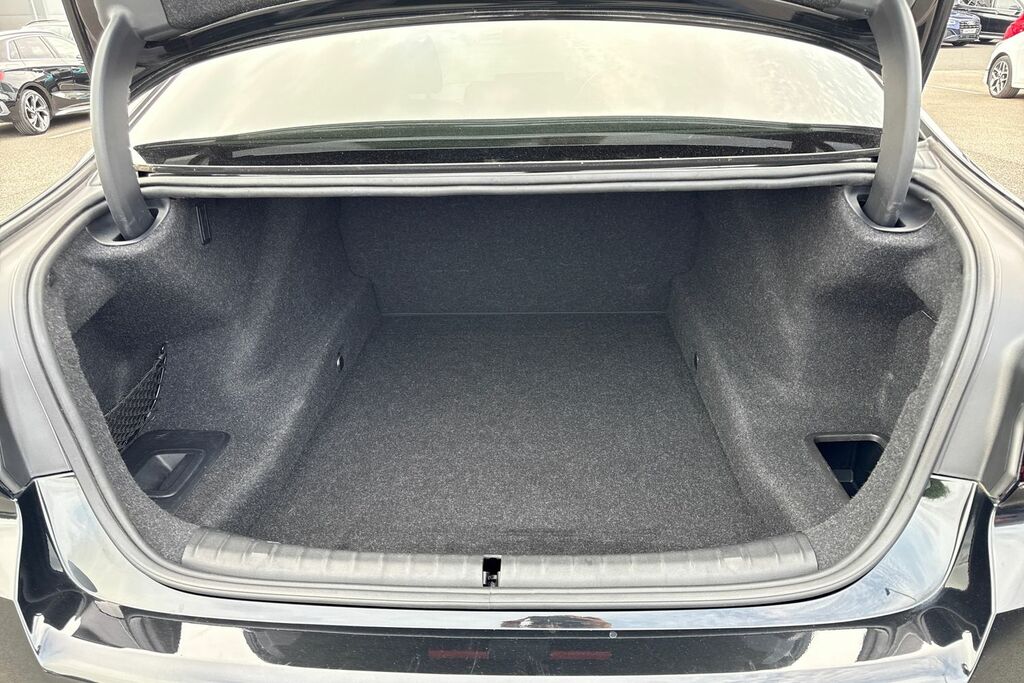BMW 5 Series 2.0 520D Mht M Sport Steptronic Euro 6 Ss Black #6
