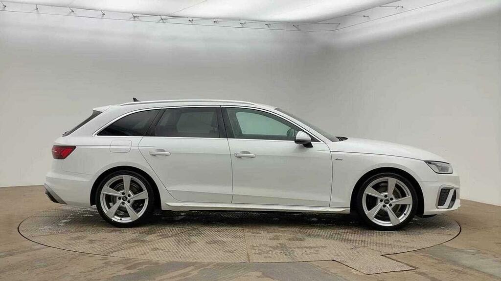 Audi A4 Avant Avant S Line 35 Tfsi 150 Ps S Tronic White #4