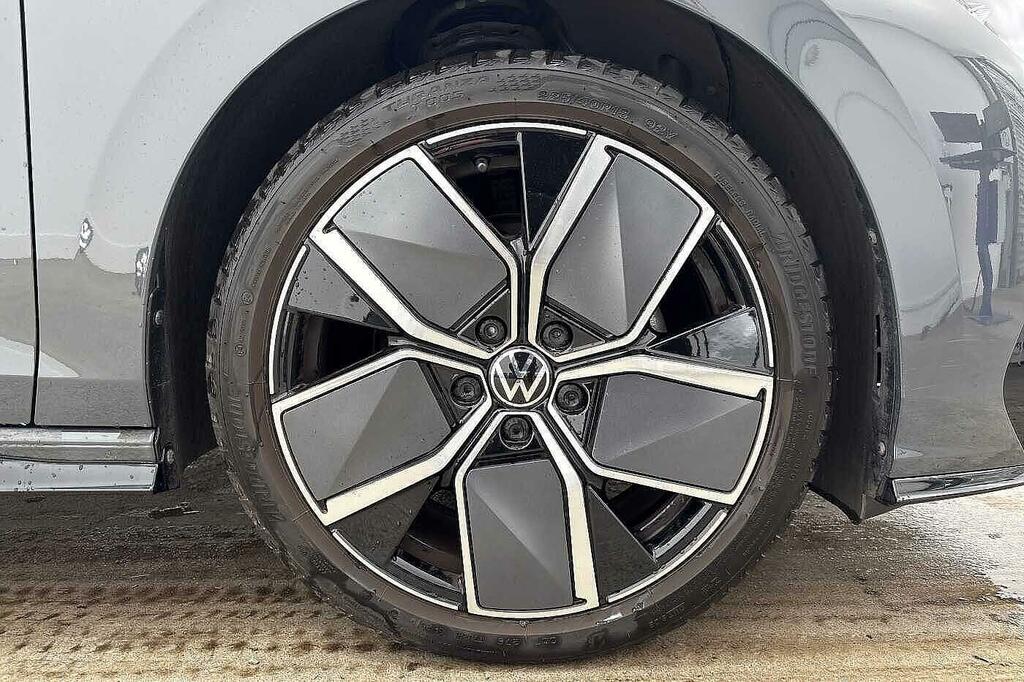 Volkswagen Golf 1.5 Tsi 150 Black Edition Grey #5