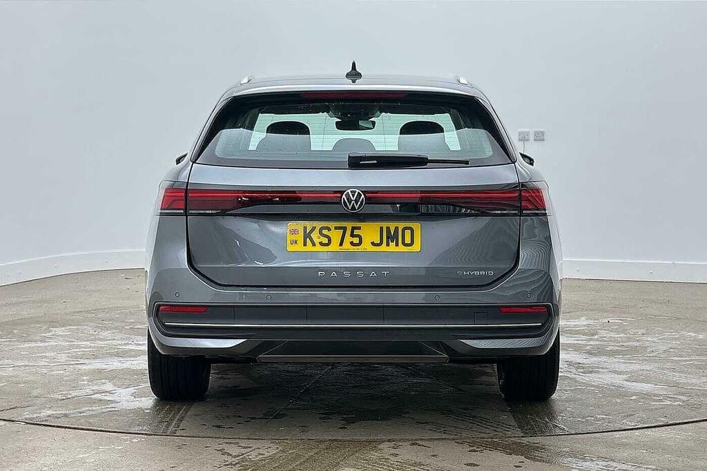 Volkswagen Passat 1.5 Tsi Ehybrid Life Dsg, Tow Bar, Pan Roof, Green #8