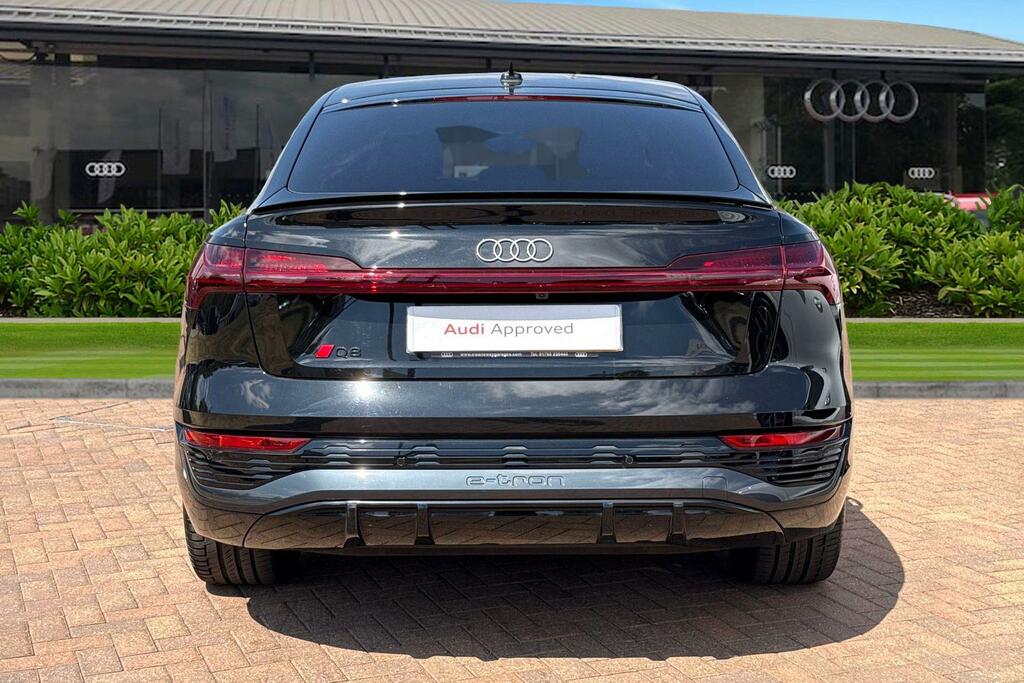 Audi Q8 e tron Sportback S Line 55 E-tron Quattro 300,00 Kw Black #4
