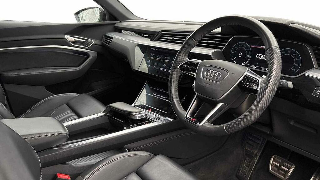Audi Q8 e tron Sportback S Line 55 E-tron Quattro 300,00 Kw Black #6