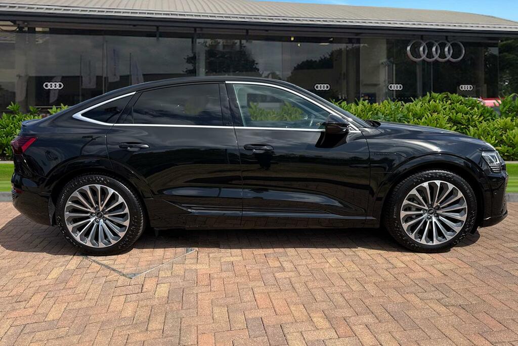 Audi Q8 e tron Sportback S Line 55 E-tron Quattro 300,00 Kw Black #3