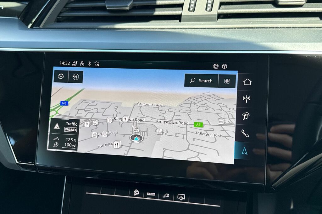Audi Q8 e tron Sportback S Line 50 E-tron Quattro 250,00 Kw Black #16