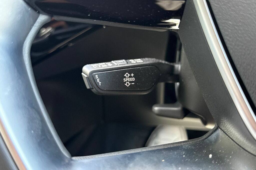 Audi Q8 e tron Sportback S Line 50 E-tron Quattro 250,00 Kw Black #47
