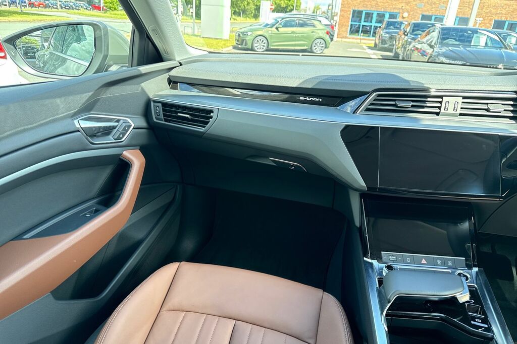 Audi Q8 e tron Sportback S Line 50 E-tron Quattro 250,00 Kw Black #19