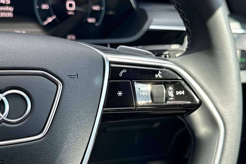 Audi Q8 e tron Sportback S Line 50 E-tron Quattro 250,00 Kw Black #46