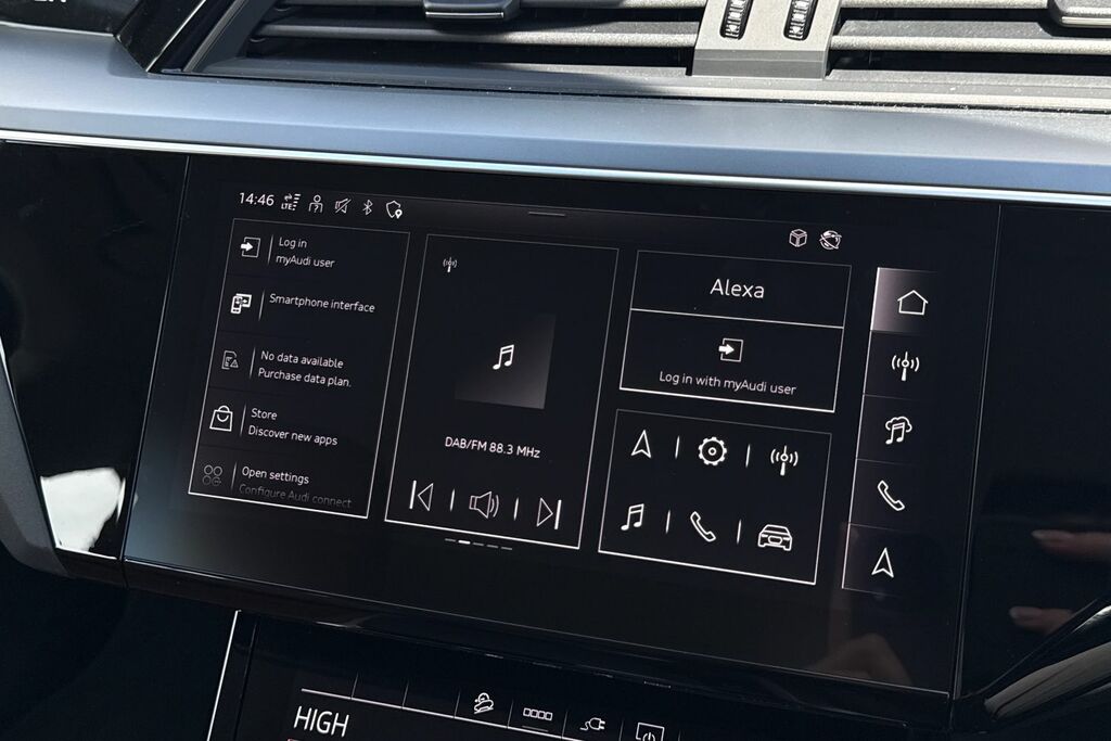 Audi Q8 e tron Sportback S Line 50 E-tron Quattro 250,00 Kw Black #50