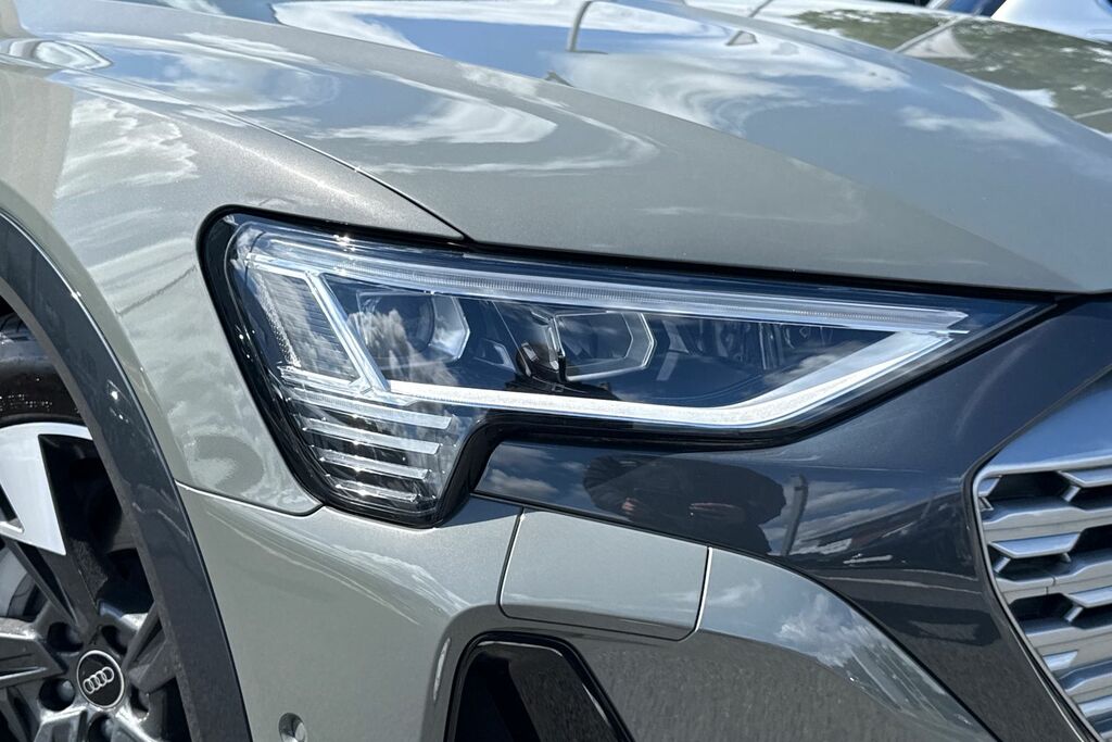 Audi Q8 e tron Sportback S Line 50 E-tron Quattro 250,00 Kw Black #8