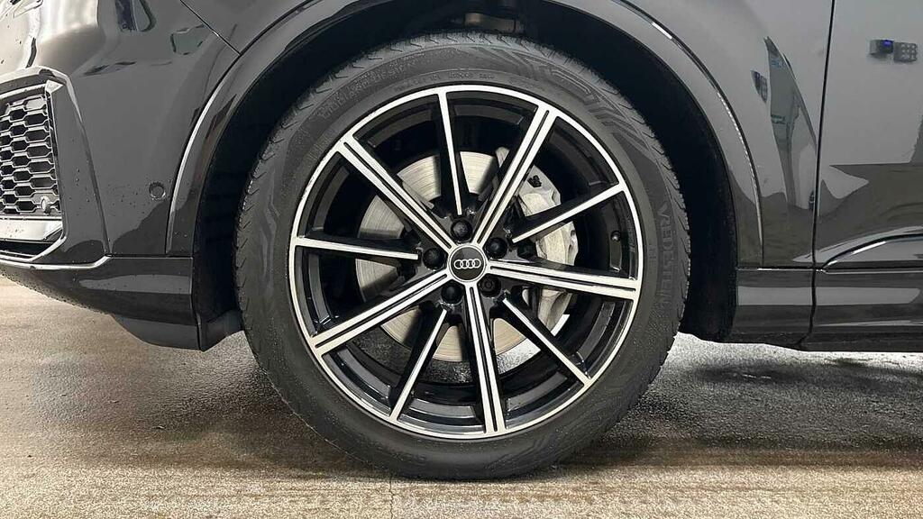 Audi Q7 55 Tfsi Quattro Black Edition Tiptronic Black #5