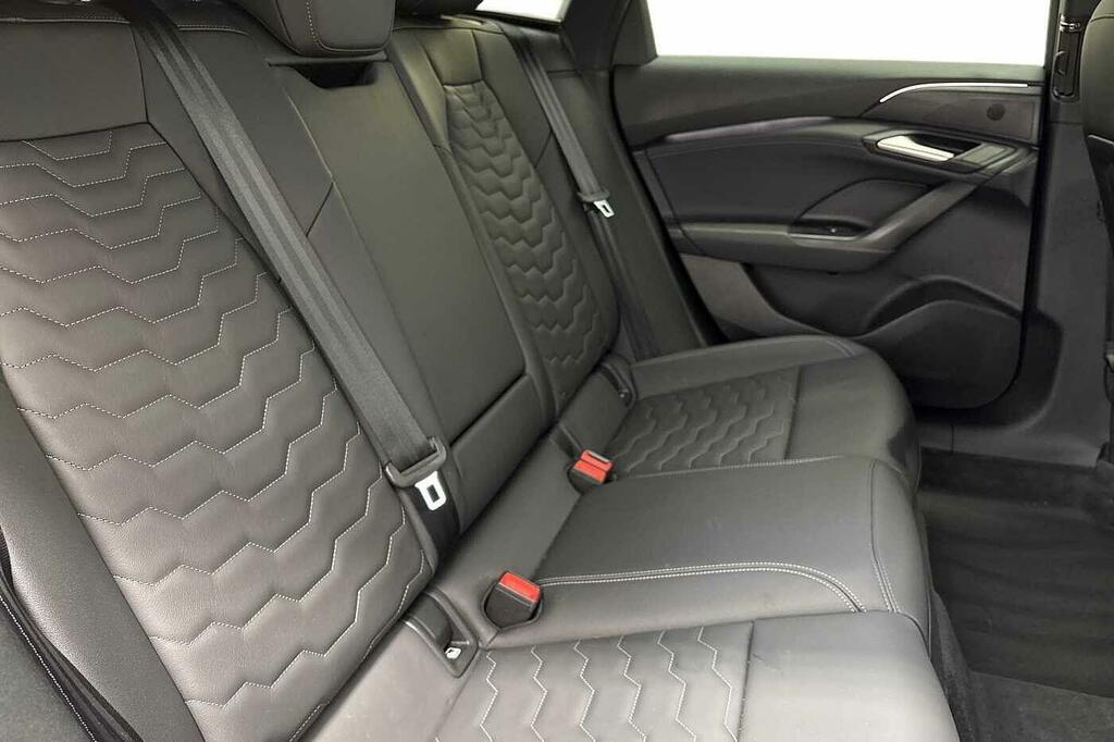 Audi A6 Avant Avant S Line E-tron 210,00 Kw Blue #3