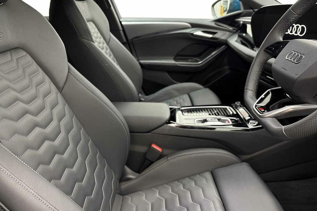 Audi A6 Avant Avant S Line E-tron 210,00 Kw Blue #4
