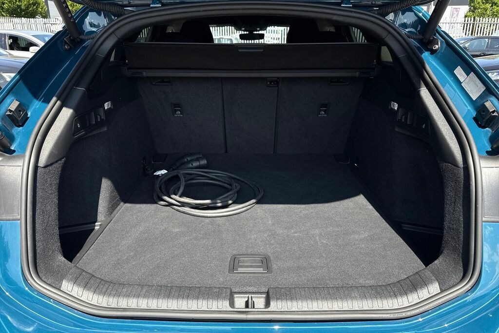 Audi A6 E-tron Avant Avant S Line E-tron 210,00 Kw Blue #6