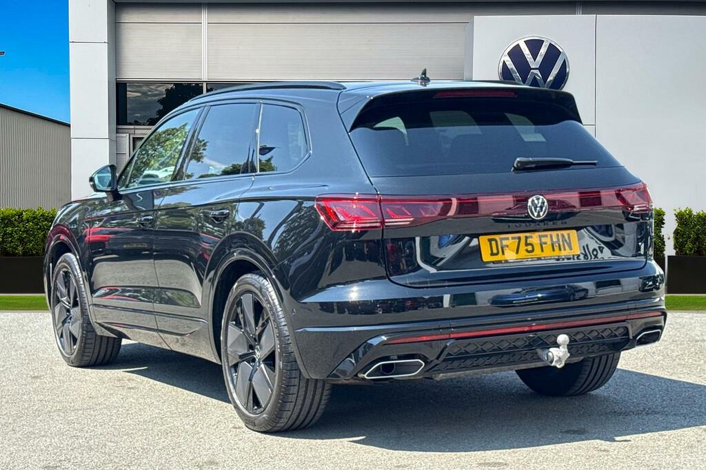 Volkswagen Touareg 3.0 V6 Tdi 4Motion 286 Black Edition Towbar, Dyna Black #2