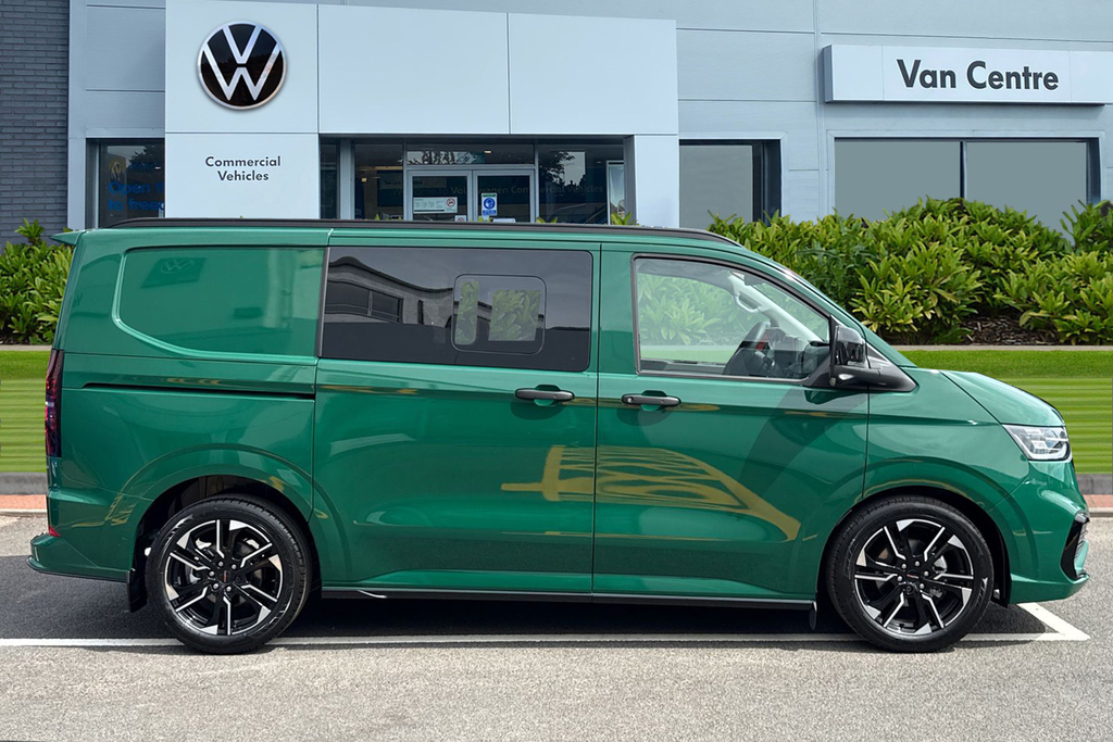 Volkswagen Transporter Sportline 2.0 Tdi 170 Sportline 75 Edition Kombi Van Green #3