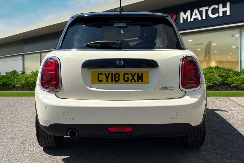 Mini Hatch 1.5 Cooper Euro 6 Ss CY18GXM White #4