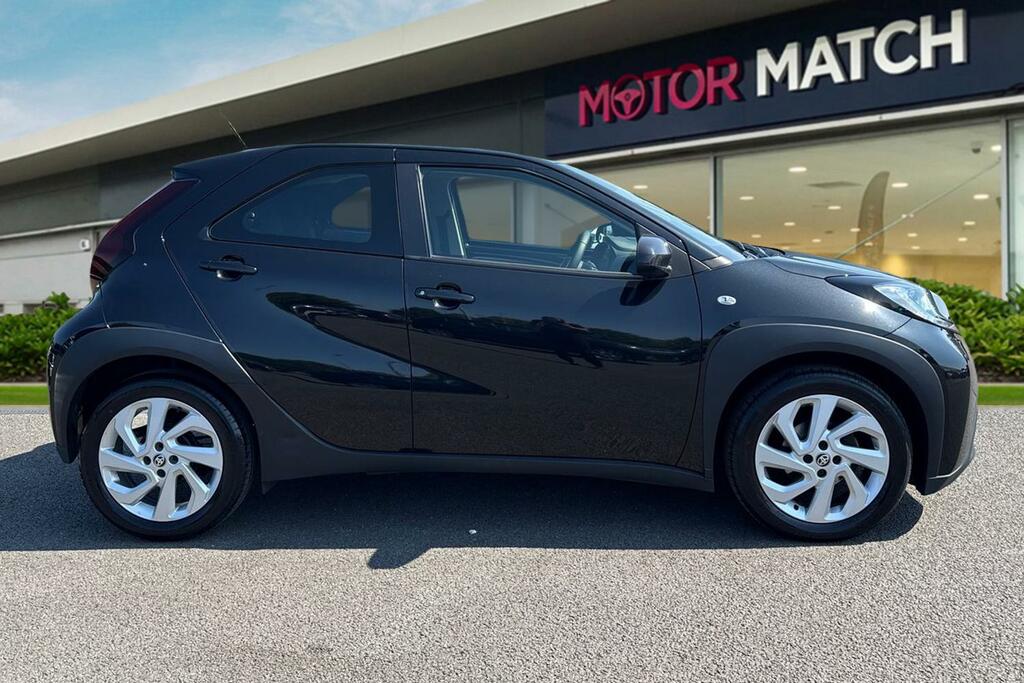 Toyota Aygo X 1.0 Vvt-i Pure Euro 6 Ss WM23ANV Black #3