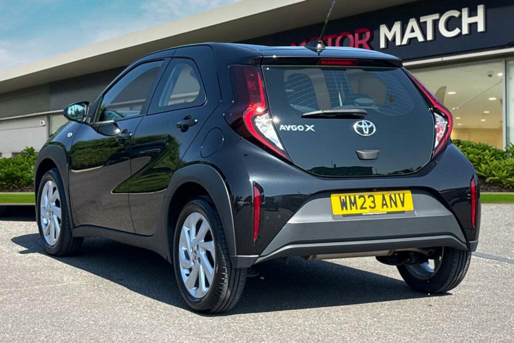 Toyota Aygo X 1.0 Vvt-i Pure Euro 6 Ss WM23ANV Black #2