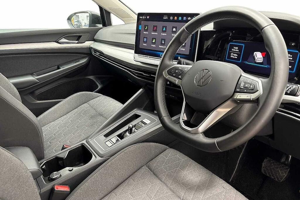 Volkswagen Golf 1.5 Tsi 204 Match Ehybrid Dsg Black #6