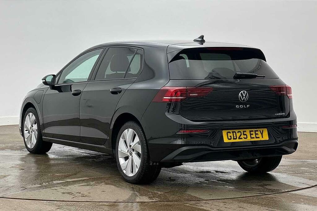 Volkswagen Golf 1.5 Tsi 204 Match Ehybrid Dsg Black #3