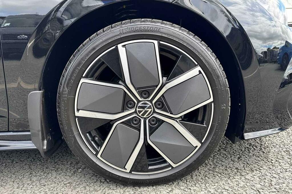 Volkswagen Golf 2.0 Tdi 150 R-line Dsg Black #5
