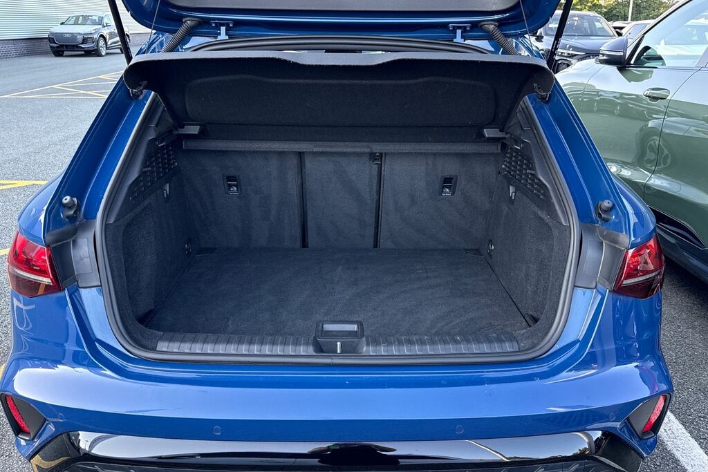 Audi A3 S Line 35 Tdi 150 Ps S Tronic DX74UGM Blue #6