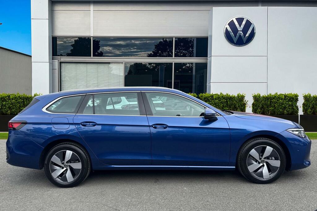 Volkswagen Passat 1.5 Tsi Ehybrid Life Dsg Blue #3