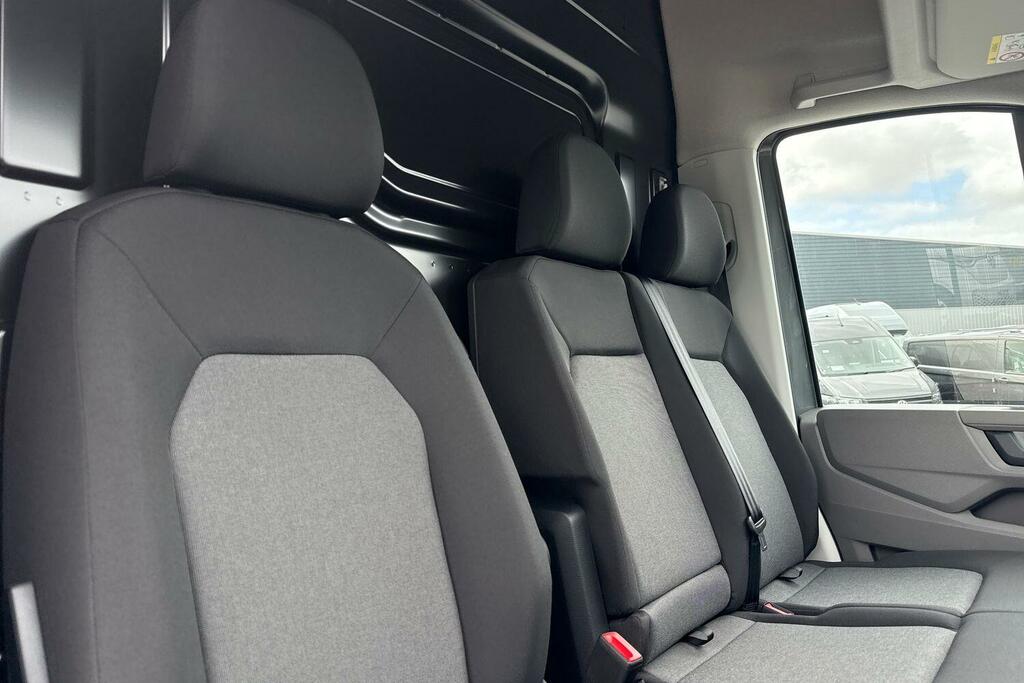 Volkswagen Crafter Cr35 Mwb Fwd 2.0 Tdi 140Ps Commerce Plus High Roof #20