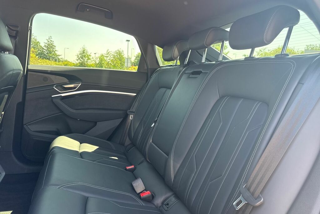 Audi Q8 e tron 250Kw 50 Quattro 95Kwh Black Edition Esta Grey #18