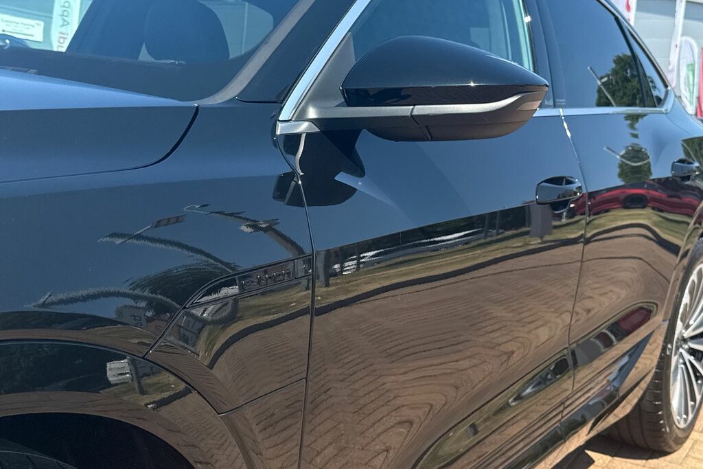 Audi Q8 e tron 250Kw 50 Quattro 95Kwh Black Edition Esta Grey #29